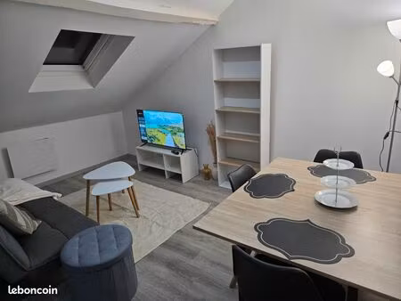 à louer – t2 meublé – centre de montluçon