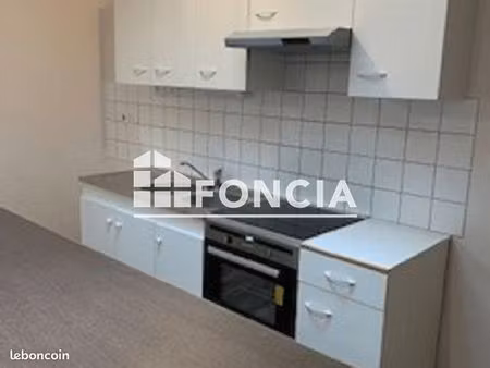 appartement 3 pièces 63 m²