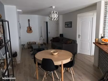 t3 avec cour privative