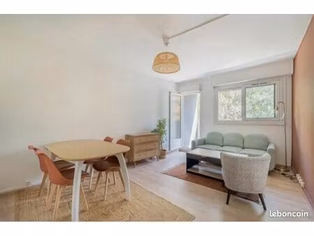 beau t2 refait à neuf - vers timone