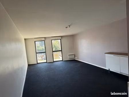 t1 34 m² vue ile de versailles