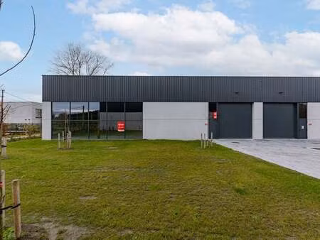 bien professionnel à louer à oostkamp € 2.895 (lmhfx) | zimmo