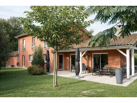 vente maison 7 pièces 185 m² villette-sur-ain (01320)