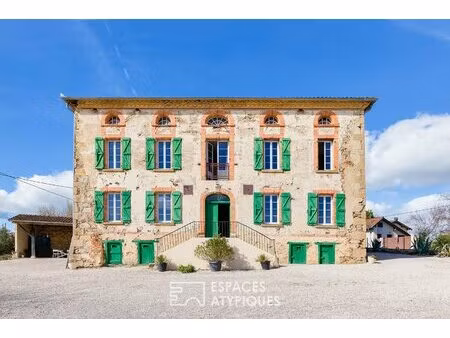 maison de maître du 18e siècles avec vue pyrénées à fabas