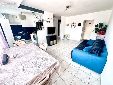 t3/4 traversant – résidence avec piscine  parking et gardien