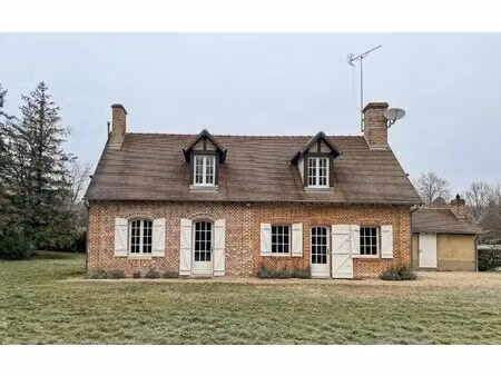 location maison  138 m² t-4 à la ferté-saint-aubin  1 200 €