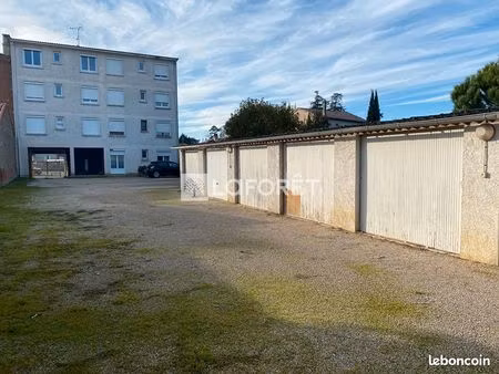 parking/box 1 pièce 20 m²