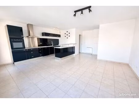 appartement 3 pièces 63 m²