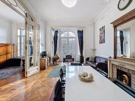 josaphat  superbe appt meublé 2ch ± 100m² + terrasse