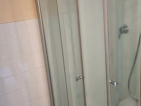 grand t1 dans résidence au calme