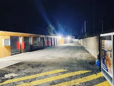 box de stockage garde meuble garage