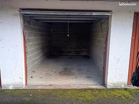 garage à louer a mont de marsan (secteur arènes)