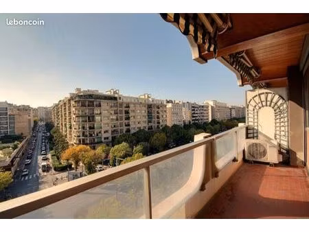 t2 40m2 prado lumineux rénové