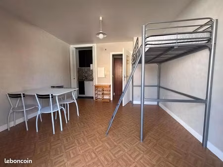 appartement 1 pièce 17 m²