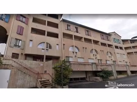 garage / box 12 m² macon