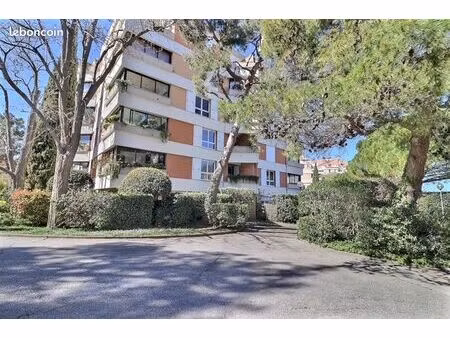 appartement 3 pièces 80 m²