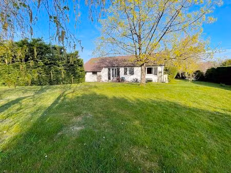 azay sur cher. maison sur un très beau terrain clos et arboré de 2350m² env. avec un garag