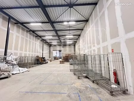 local industriel 404 m²