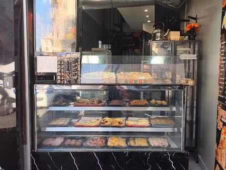 bail commercial pizzeria snack