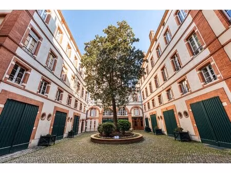 hôtel particulier | rue saint-antoine du t