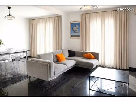 beau t3 prado 100 m2 balcons ascenseur climatisation