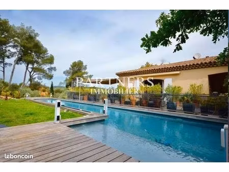 maison 5 pièces 151 m²