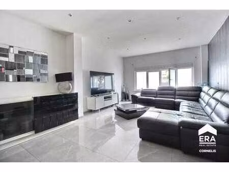 maison - 3 chambres - cour