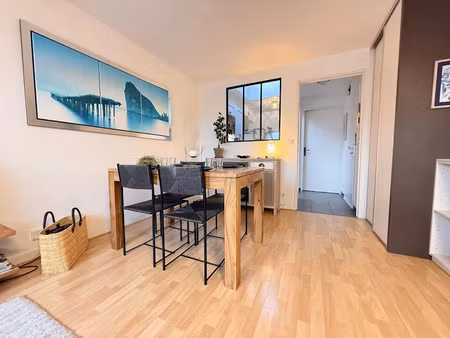 vente appartement 3 pièces 55.57 m² à larmor-plage (56260)  312 500 €