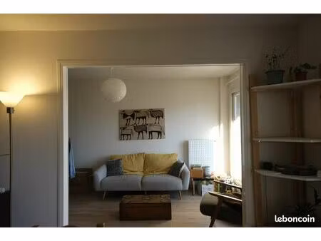 t4 spacieux et lumineux tassin la demi lune