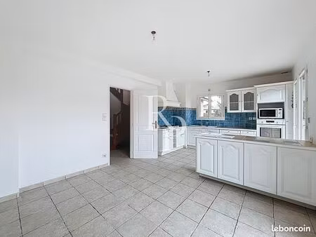 maison 5 pièces 130 m²