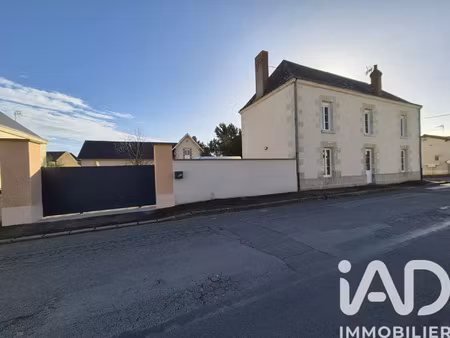 vente maison 5 pièces 137 m² argenton-l’église (79290)