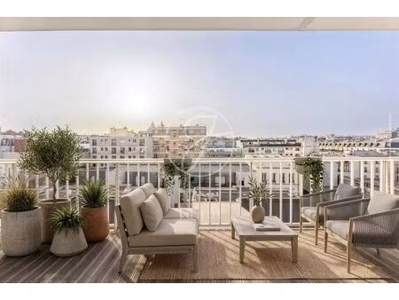 paris 18e - marcadet / stephenson - studio à vendre - 25 70 m² carrez - terrasse 7 m² - vu