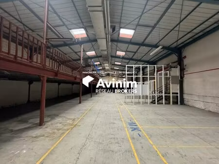 location entrepôt 750 m²