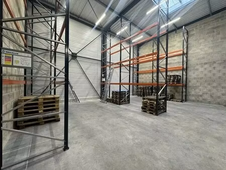 vente local d’activités mondeville 14120 230m²