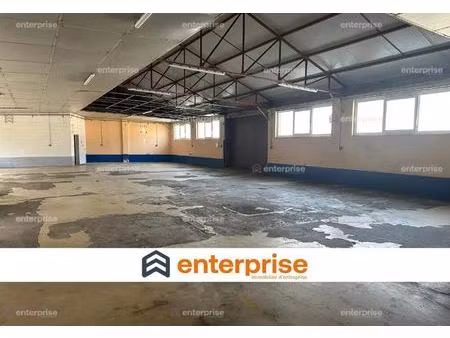 location local d'activités 360 m²