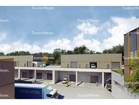 vente local d'activités 230 m² à 3 700 m²