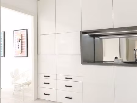 cannes centre / haut forville 2p meublé avec balcon clé en main