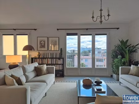 vente appartement 4 pièces 72 m² à six-fours-les-plages (83140)  370 000 €