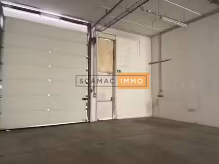 location entrepôt 1241m²