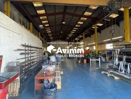 location entrepôt 700 m²