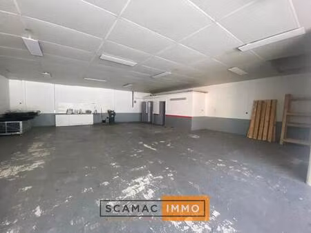 location entrepôt 200 m²