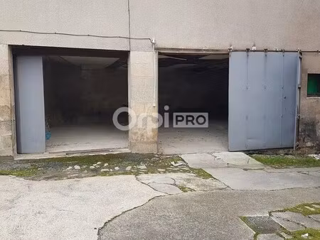 location entrepôt la souterraine 23300 140m²