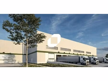 location local d'activités 5 563 m²