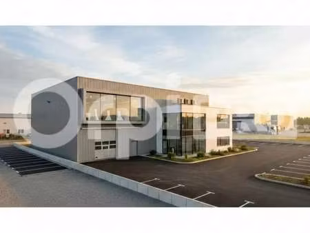 location entrepôt 700 m²