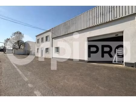 location local d'activités 500 m²