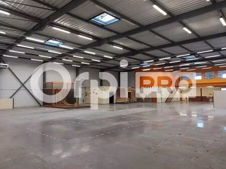 location local d’activités corbieres 04220 400m²