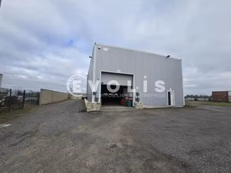 location local d'activités 263 m²