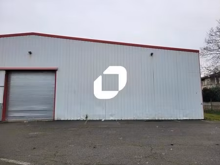 location local d'activités 360 m²