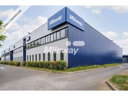 location local d'activités 390 m² à 1 328 m²