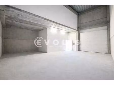 vente local d'activités 159 m²